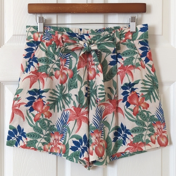 C&C California Tropical Floral Linen Blend High Waisted Wide Leg Shorts Beige 6 - Picture 1 of 11